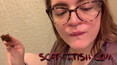 Shit Amateur (worthlessholes) Eating and playing with shit [FullHD 1080p] Solo, Young