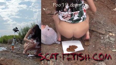 Toilet Slavery (MilanaSmelly) Look - now you have to eat it [FullHD 1080p] Outdoor, Domination