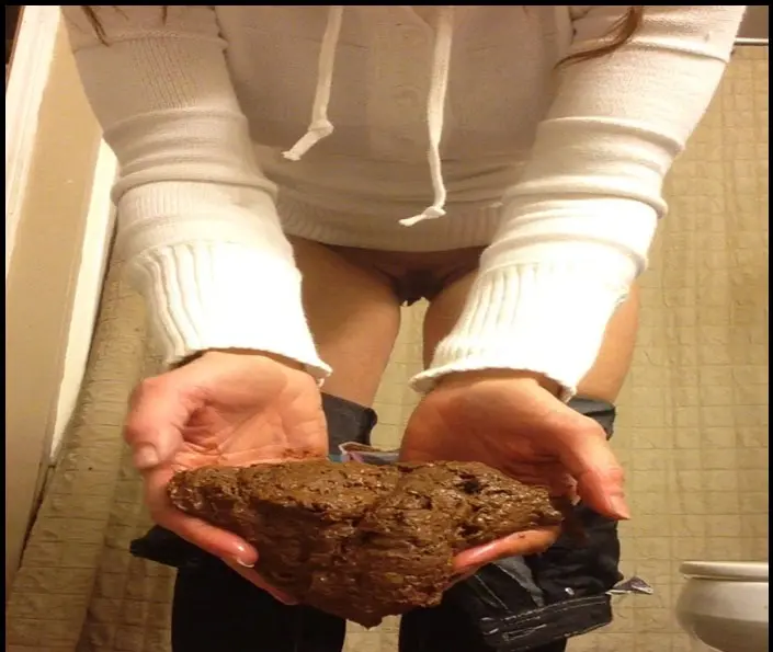 Defecation (Episode 1) Amateur Scat Solo With Big Shitty Pile [HD 720p] Kaviar Scat, Pooping Girls