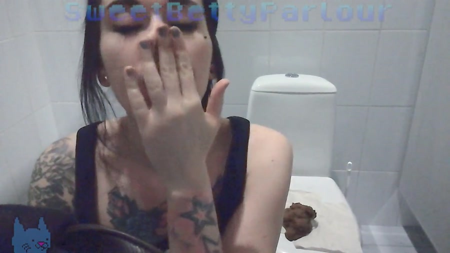 Defecation (SweetBettyParlour) Super Public Wc Extreme [FullHD 1080p] Solo Scat, Shit