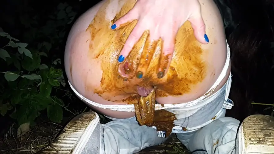 Panty Scat (Anna Coprofield) Quick Shit in Jeans at Night [FullHD 1080p] Jean Pooping, Solo Scat