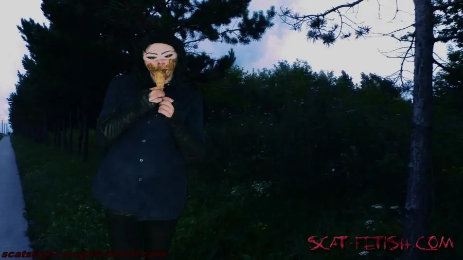 Fetish-zone () Shit eating right on the street [HD 720p] Eating, Solo