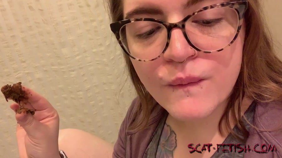 Shit Amateur (worthlessholes) Eating and playing with shit [FullHD 1080p] Solo, Young
