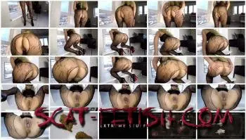 Shit In Pantyhose (Scatdesire) Shit From My Rose Butt [FullHD 1080p] Scatology, Solo Screenshot 1