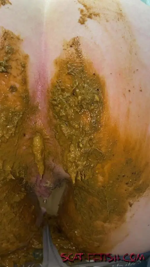 Jean Pooping (Sexandcandy18) Extreme jean accident [UltraHD 2K] Scatology, Solo