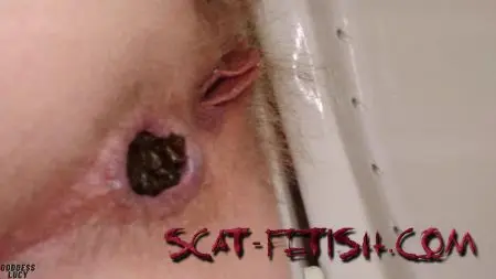 Desperation (Goddesslucy) POTD Hard slow mucous covered poop [FullHD 1080p] Solo, Kaviar Scat