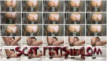 Defecation (Markovna) Long shit in one piece [UltraHD 4K] Extreme, Solo Screenshot 1