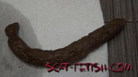 Solo (HotDirtyIvone) Biggest Poop Ever [FullHD 1080p] Amateur, Big Pile