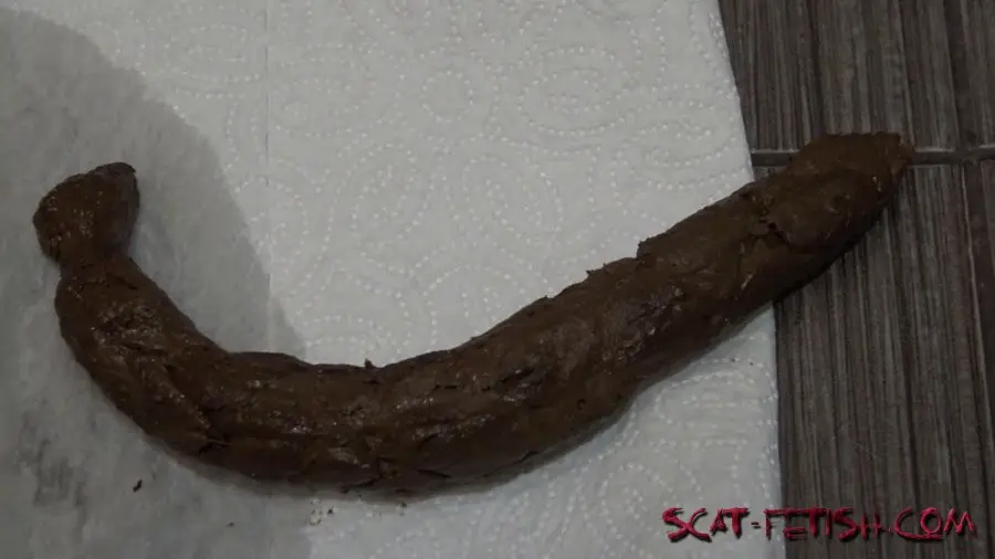 Solo (HotDirtyIvone) Biggest Poop Ever [FullHD 1080p] Amateur, Big Pile