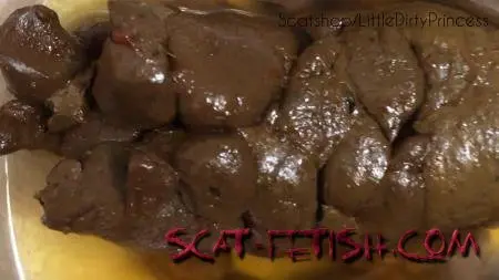 Big pile (LittleDirtyPrincess) Big thick poop and bright yellow pee in a bowl [FullHD 1080p] Pee, Solo, Scat