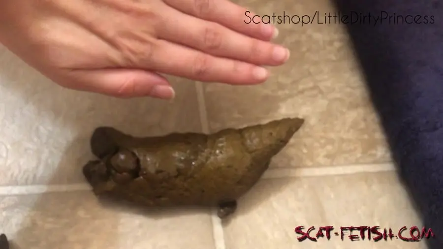 Big pile (LittleDirtyPrincess) Urgent shit plops on the floor [FullHD 1080p] Scat, Solo