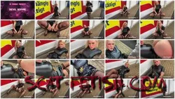 Defecation (Devil Sophie) Shit on the Lidl parking lot [FullHD 1080p] Solo, Milf Screenshot 1