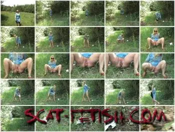 AnaDidovic.com (Ana Didovic) Poo in Nature [SD] Solo, USA Screenshot 1