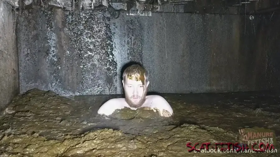 ManureFetish (Franky) Under the Cowshed Volume 2 [HD 720p] Smearing, Man
