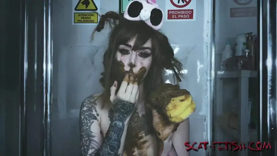 Solo (DirtyBetty) Do you poop in the shower [FullHD 1080p] Pozing, Teen, Eat Shit