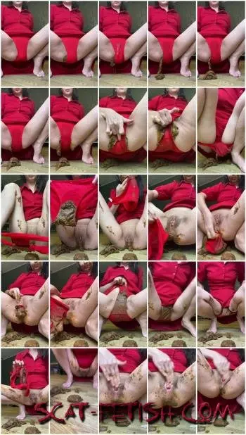 Panty Scat (p00girl) I shit in red shorts, I smear my face, I put them in my pussy and ass [UltraHD 2K] Panty, Solo Screenshot 1