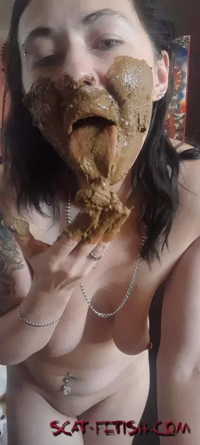 Amateur (LiliXXXFetish) Poo Naked In Kitchen Sink Smearing Face Mouth Full Of Poo [UltraHD 2K] Eating, Solo