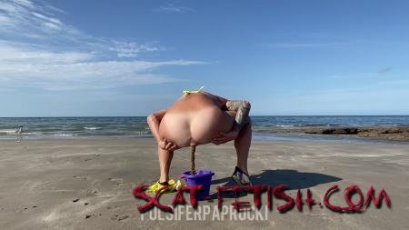 Outdoor Scat (PulsiferPaprocki) Beach Bucket Poopd [FullHD 1080p] Shit, Big Pile