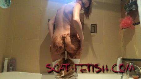 Scatshop (JosslynKane) Taking a shower! [FullHD 1080p] Panties, Poop, Solo