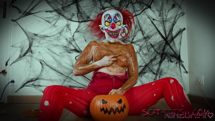 DIRTY HALLOWEEN (Fetish) I shit and piss in a pumpkin for Halloween before playing with the contents and fucking my ass! [UltraHD 4K] Solo, Masturbation
