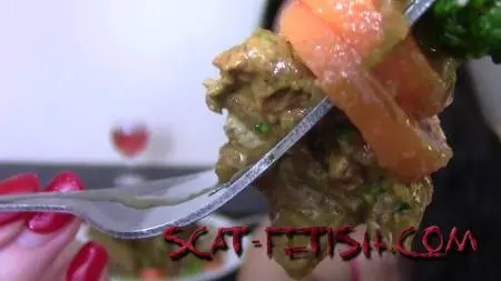 Defecation (Evamarie88) Roast dinner with giant log [FullHD 1080p] Eating, Milf