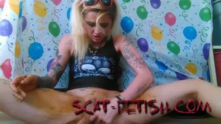 Scatshop.com (MILFY25) Scat Anal Sucking Puking Pussy Fisting Stretching [HD 720p] Smearing, Solo