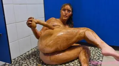 French Scat Camping (The Shit Showers) I Play With My Shit - Of The Campsite And I Get Caught! [UltraHD 4K] Solo, Dildo