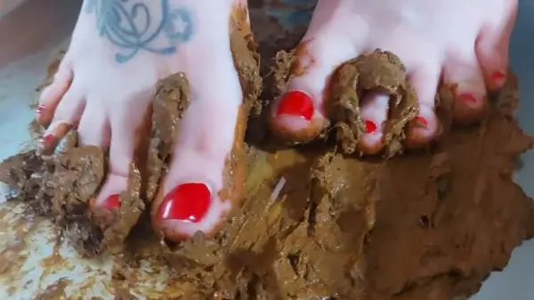 Fetish (Solo) Smeared shit on your feet, lick it up slave [HD 720p] Latex, Feet