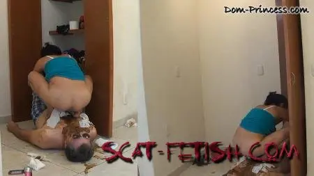 Femdom (Samantha) Toilet Slave in Closet Part 4 [FullHD 1080p] Brazil, Homemade