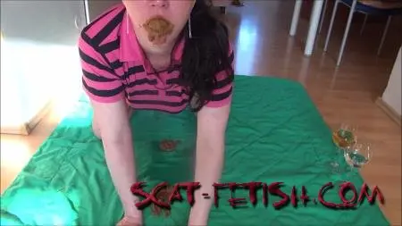 Eat Shit (Kaviar Girl) Urine, vomit and shit smeared on a naked woman [HD 720p] Vomit, Solo