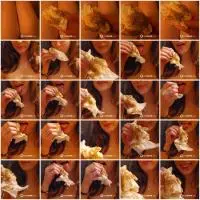 Scatbook (PrincessBabyLuna) Tasty lick toilet paper [FullHD 1080p] Eat Shit, Solo, Poop Screenshot 1