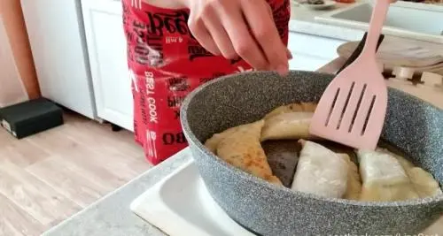 Scatbook (Scatlina) Chebureks with shit [HD 720p]
