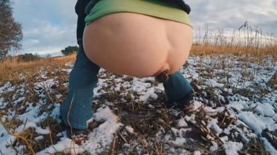 Filthygrid.com (Mia Skye aka MiaRoxxx) First Snow [HD 720p] Germany, Dirty Anal