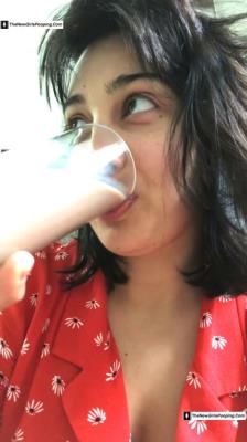 TheNewGirlsPooping.com (Efro Sabrina) Scat Cute Sabrina 11 [SD] Brunette, Solo
