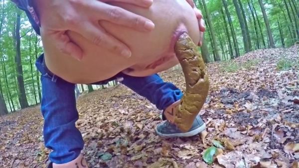 Filthygrid.com (Mia Skye aka MiaRoxxx) HUGE Sausage In The Woods [HD 720p] Germany, Dirty Anal