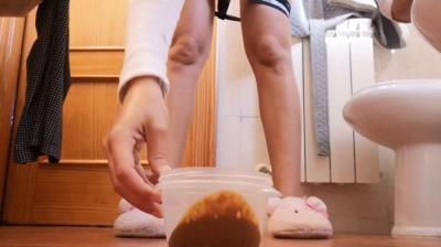 Scatbook (Miss Lith) Scat y Pissing [HD 720p] Spain, Toilet Slavery