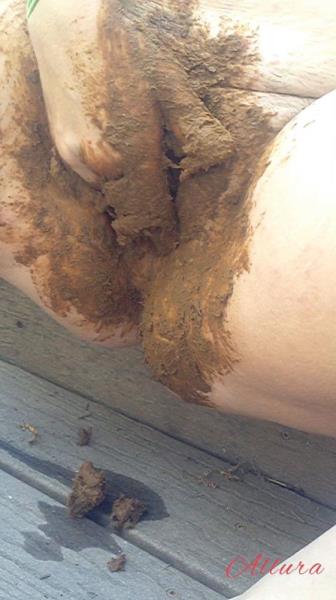 Scatshop.com (Allura) Dirty Pussy Stuffing [SD] Amateur, Scat