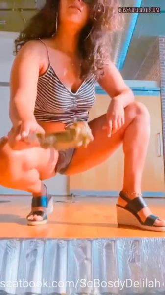 Scatbook (Bossy Delilah) WOODEN SPOON FEEDING [SD] USA, Kaviar