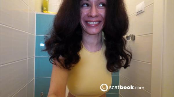 Scatbook (Stacy Bloom) Morning poo porcion, licking finger after my butt, licking toilet [UltraHD 4K] Defecation, Solo