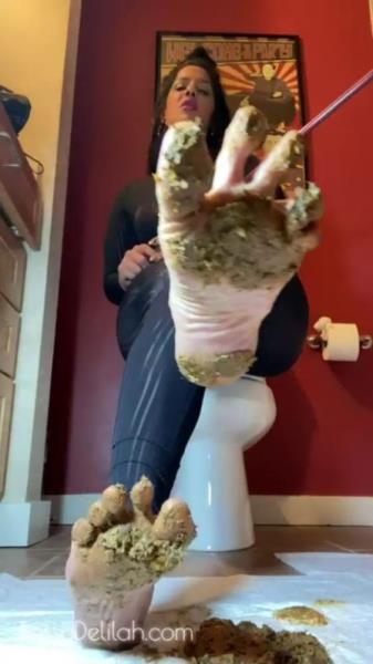 Scatbook (Bossy Delilah) 5 Days Of Consumption - This Is Day 2 [SD] USA, Kaviar