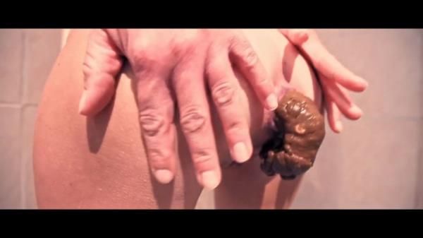 Filthygrid.com (Mia Skye aka MiaRoxxx) Shower Pooping [HD 720p] Germany, Dirty Anal