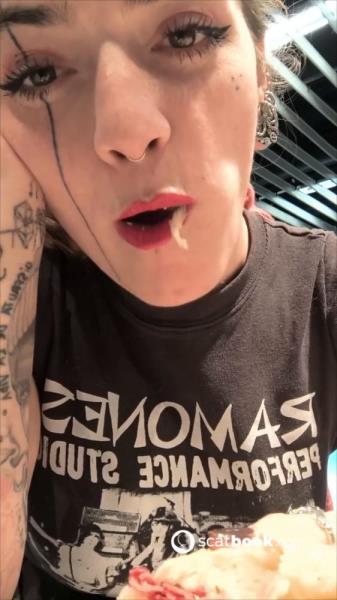 Scatbook.com (Malafalda) Food Airport [SD] Scat, Spain