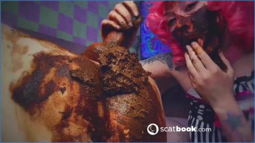 Download Sweet Betty Parlour Scat and Fisting FullHD 1080p Russia Scat-Slaves.net