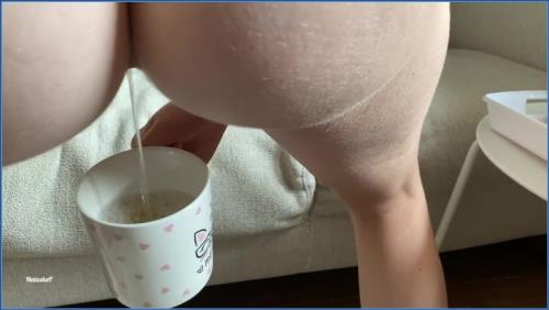 NatashaF Dominates in Breakfast Pissing Femdom Scene [HD 720p]