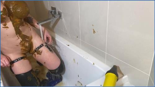 Filthy Skye Intense Scat Enema & Anal Gape Compilation [HD 720p] – Scat-Slaves poster