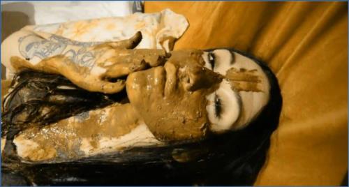 Dirty Betty’s Scat Spectacular in FullHD – Scat-Slaves poster