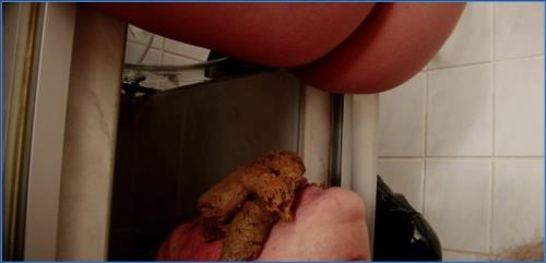 Download Lady Amy and Lady Atropa Scatqueens Party 2011 German HD 720p Scat-Slaves.net