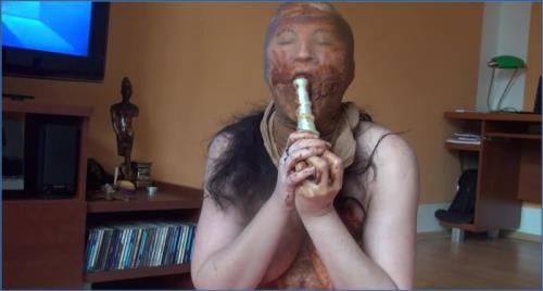 Victoria's Czech Lesbian Scat Fun in HD