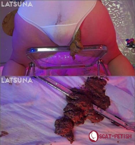Download New Zealand Lady Latsuna's Foot Fetish and Toilet Domination Scene in Full HD Scat-Slaves.net
