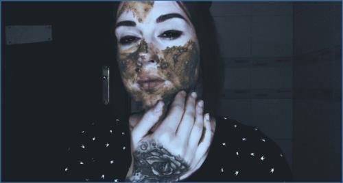 Vintage Mistress Delivers Hardcore Fetish Experience in FullHD